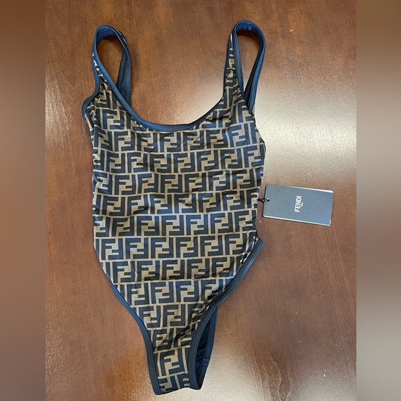 Fendi FF Logo Printed Swimsuit - Picture 4 of 8